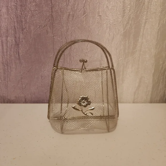 26 silver wire party favor purses - Picture 1 of 7
